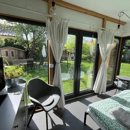 아파트 V Malem Apartmanu V Klidne Casti Ostravy *